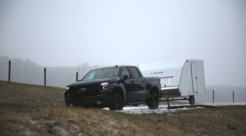 Illustration for article titled Here’s How the 2019 Chevy Silverado Uses Tech to Take the Headache Out of Towing